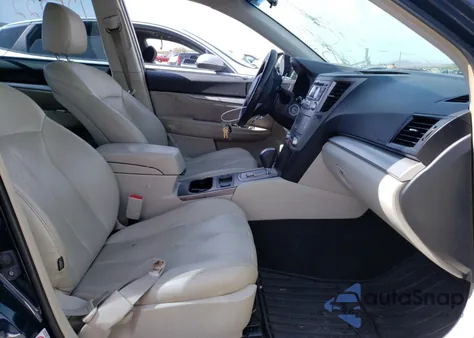 2013 Subaru Legacy 2.5I Premium z USA, uszkodzony, nr VIN 4S3BMBC64D3030406